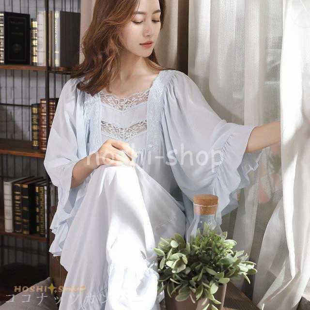 商品情報普段使いしやすいサイズ感のナイロンリュック -防水性に優れたナイロン素材を施し、雨や汚れに強くなっています。荷物の出し入れもラクチン -背面には側にはサイドファスナーがあり、後からも荷物が取り