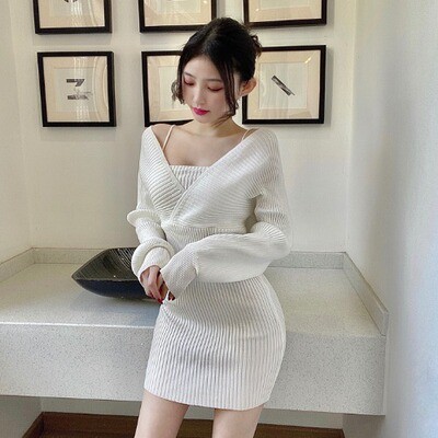 ニット ワンピース 送料無料 個性的 ショート ミニ 細身 タイト オフショルダー 萌袖 長袖 バックリボン 上品 かわいい 大人可愛い きれいめ カジュアル おしゃれ かっこいい レディース 無地 